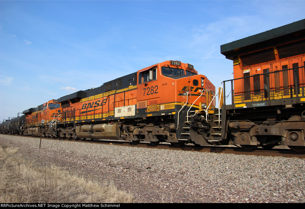 BNSF 7282